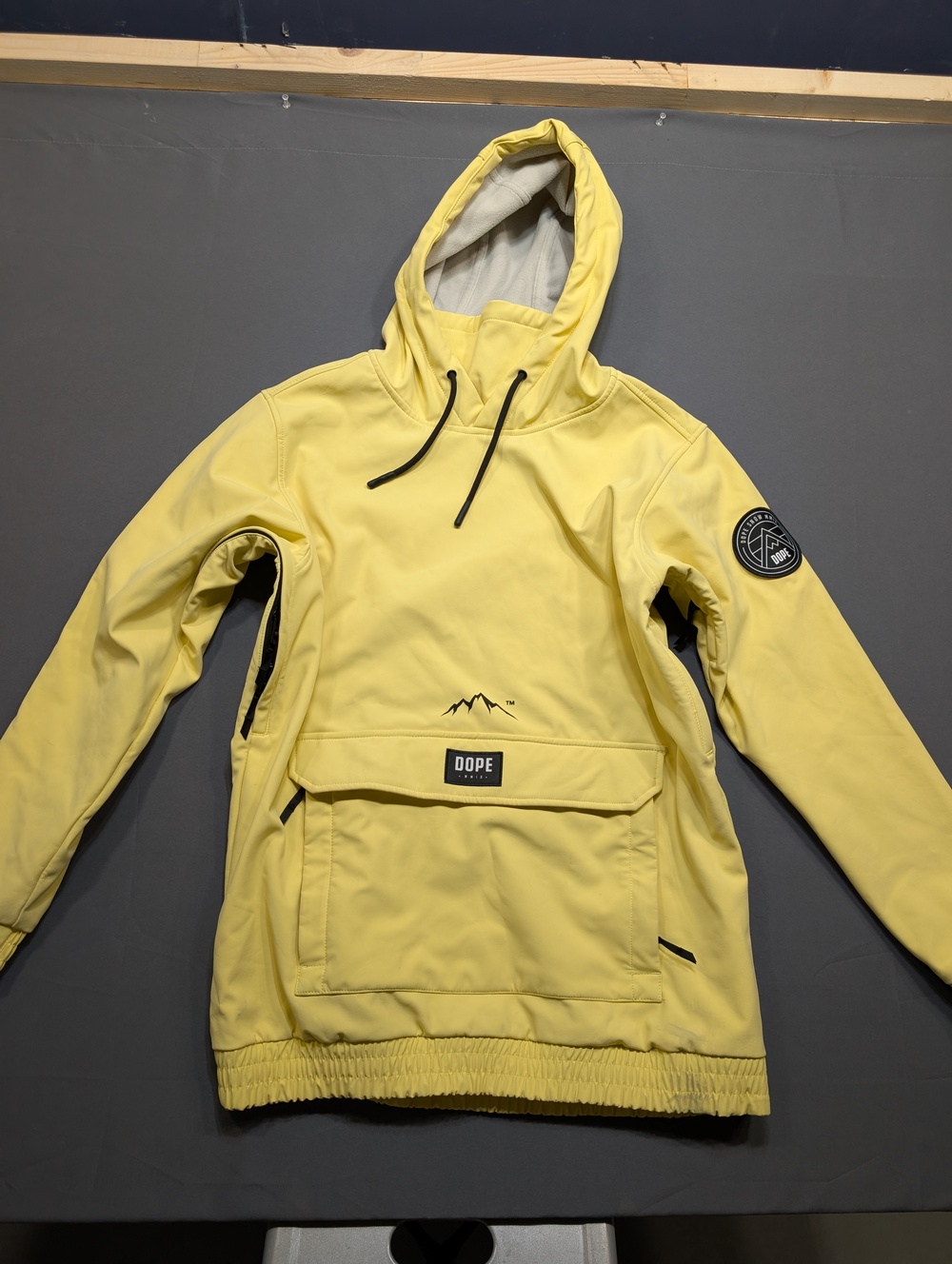 Dope Snow yellow hooded anorak jacket, size Medium